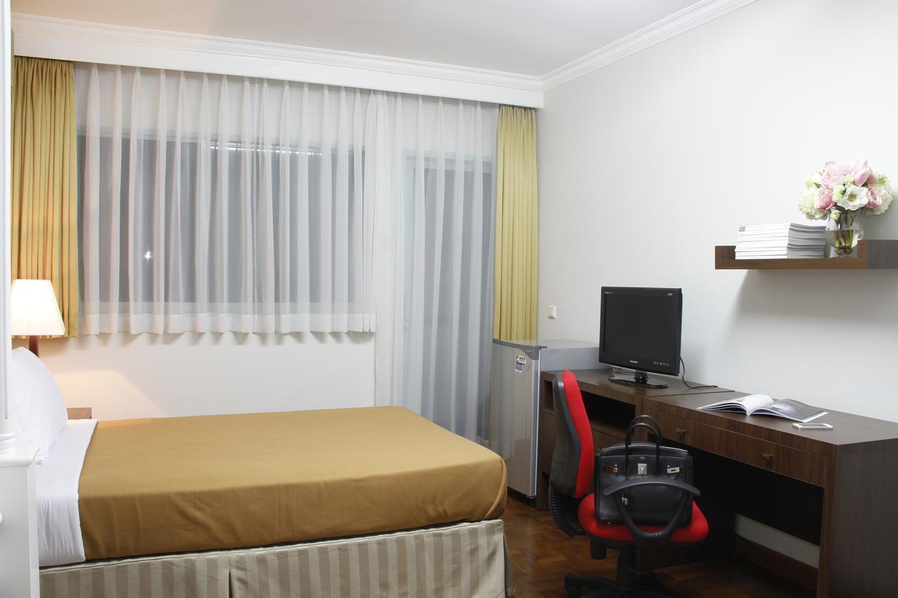 Kusuma Atmadja Residence Джакарта Екстериор снимка